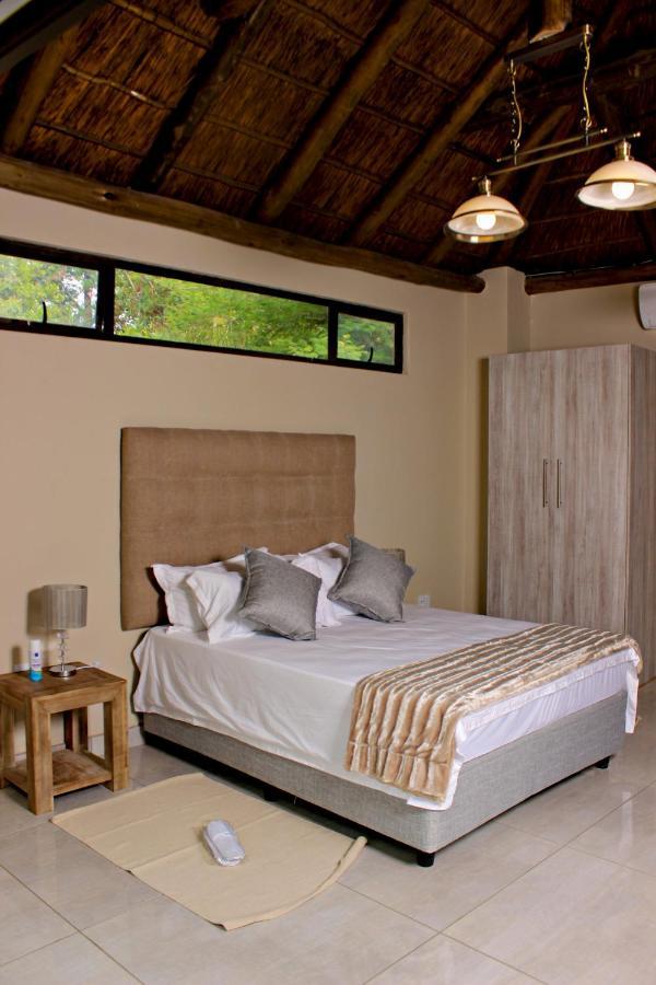 Zoe Bush Lodge Pretoria-Noord Esterno foto